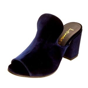 NWT Lemare Noce Velvet Mules size 6.5
